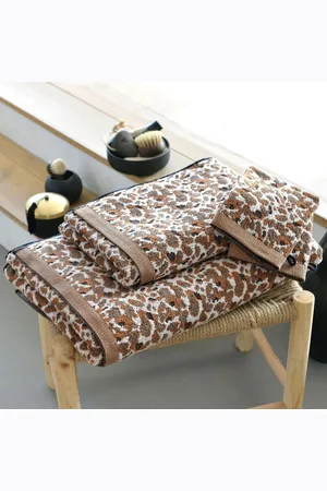 Becquet Lot de 2 gants de toilette coton imprimé jaune ocre LEOPA
