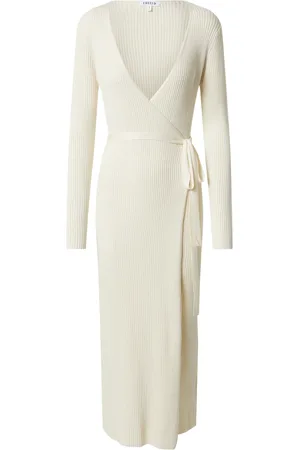 EDITED the label Robes en maille 