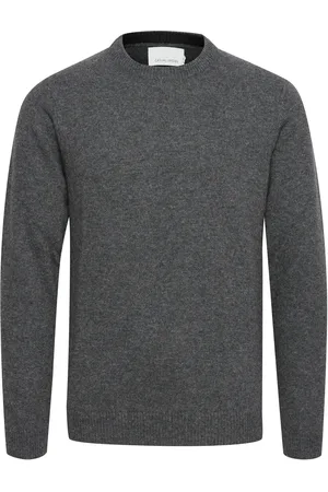 Casual Friday Pull-over 