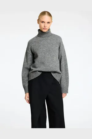 SELECTED Pull-over