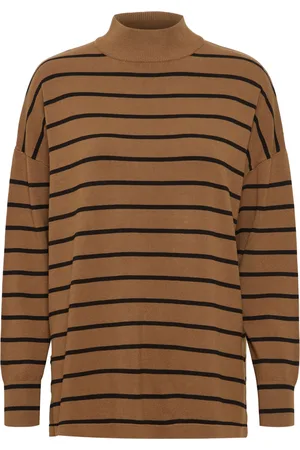 B YOUNG Pull-over