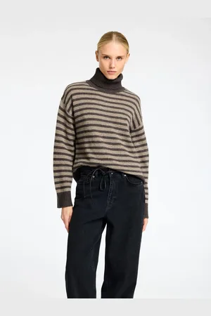 SELECTED Pull-over