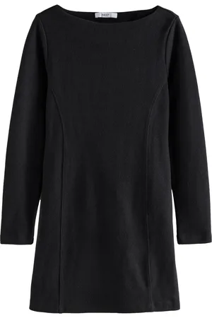 Next Robe