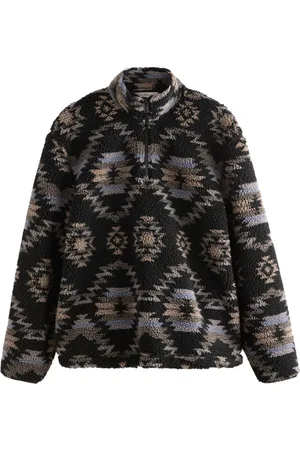 Next Pull-over