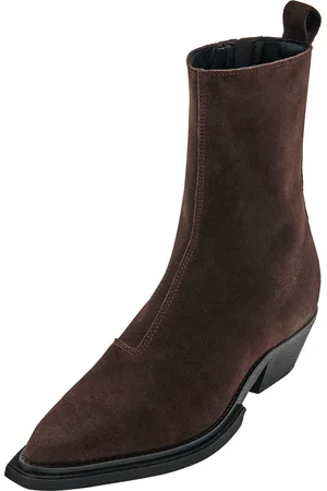 EDITED the label Bottines 