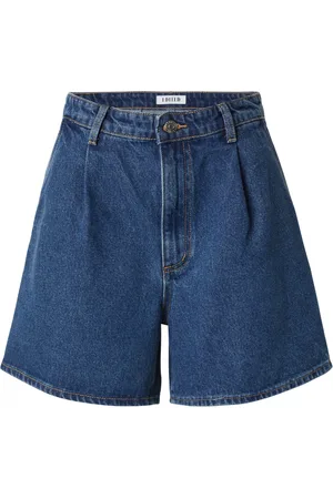 EDITED the label Pantalon 