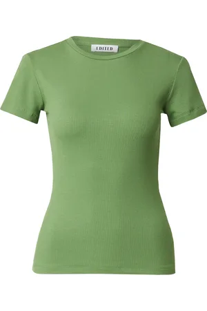 EDITED the label T-shirt 