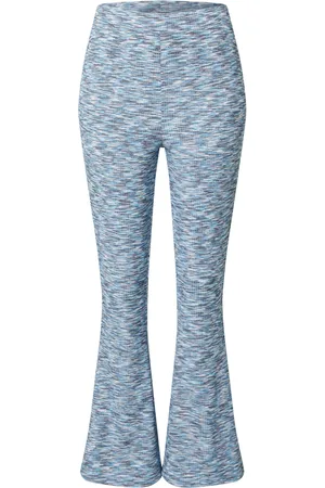 EDITED the label Pantalon 