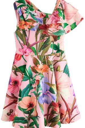 Next Robe
