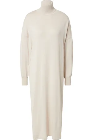 Karo Kauer Robe