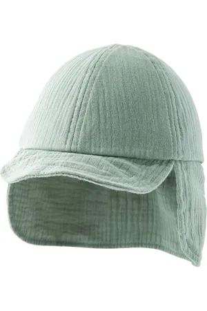 Next Chapeau