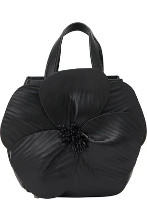 Faina Pochette