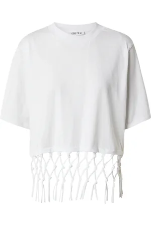 EDITED the label T-shirt 