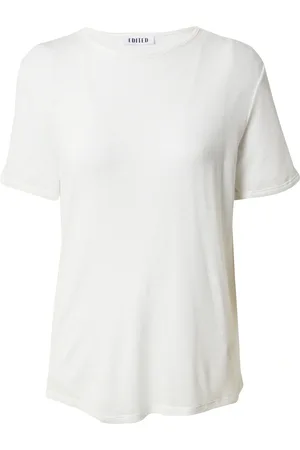EDITED the label T-shirt 