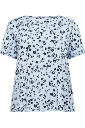 EVOKED T-shirt 