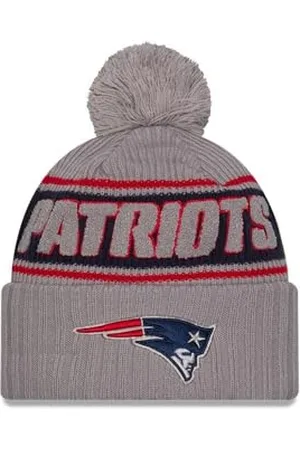 New Era New England Patriots NFL 2024 Sideline Sport Knit Gris Bonnet à Pompon