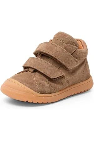 Bisgaard Thor v Chaussure Premier Pas, 25 EU