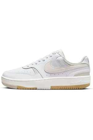 Nike Femme WMNS Gamma Force Sneaker, White/Phantom-Light Bone-Sanddrift, 40.5 EU