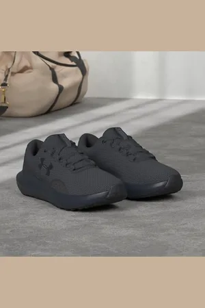 Under Armour UA Charged Surge 4 Chaussures de sport pour hommes, baskets légères et respirantes, 46