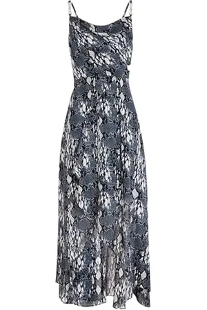 Morgan Robe