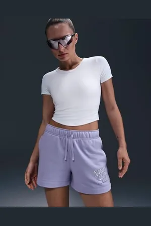 Nike Sportswear Club HJ1282 Short en Polaire French Terry Taille Moyenne pour Femme 10,2 cm