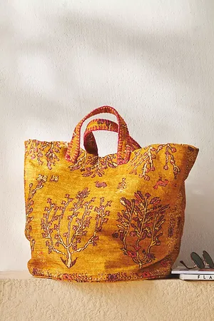 Anthropologie Panier de rangement en tissu imprimé Minerva en Yellow chez