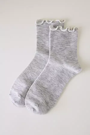hansel from basel Chaussettes à volants chez Anthropologie