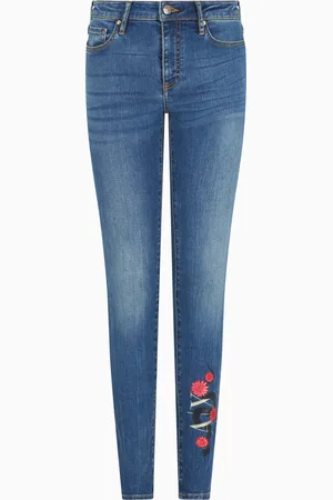 Armani Exchange Vaqueros súper ajustados J01 con bordado
