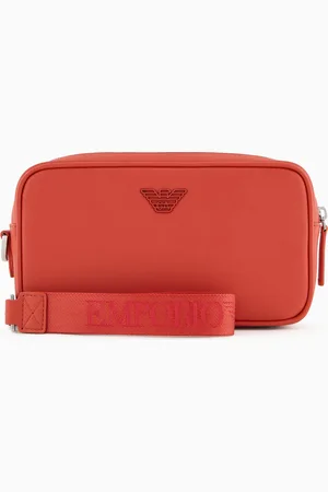 Emporio Armani Trousse de toilette en saffiano régénéré ASV