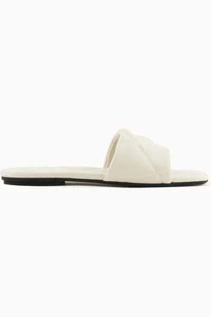 Emporio Armani Sandales effet nappa matelassé avec aigle