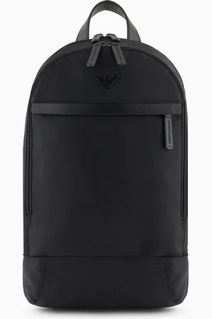 Emporio Armani Sac à dos en nylon recyclé ASV