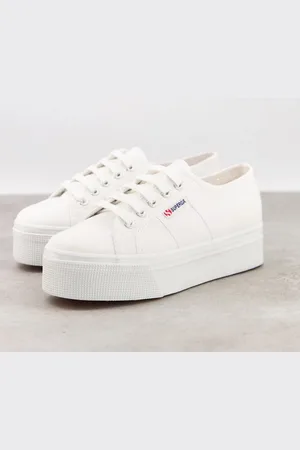 Blanche en Chaussures pour Femme chez Superga FASHIOLA.fr