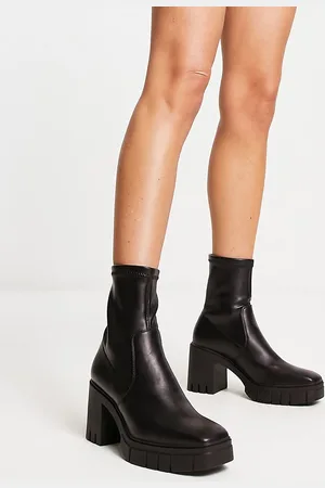 Bottines on sale noires stradivarius