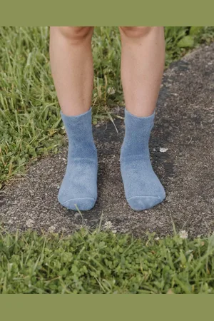 Baserange Chaussettes mi-hautes à boucles