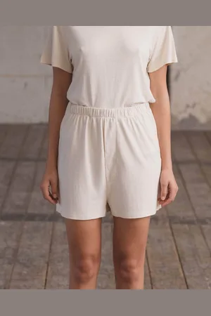 Baserange Short Domond