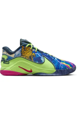 Nike Chaussures de basketball LeBron XXII