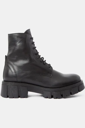 Galeries Lafayette Boots en Cuir à lacets semelle épaisse noires - Talon 4,5 cm