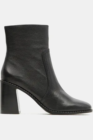 Galeries Lafayette Bottines en Cuir trépointe travaillée noires - Talon 9 cm