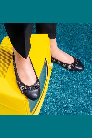 COSMOPARIS Ballerines Alema noires