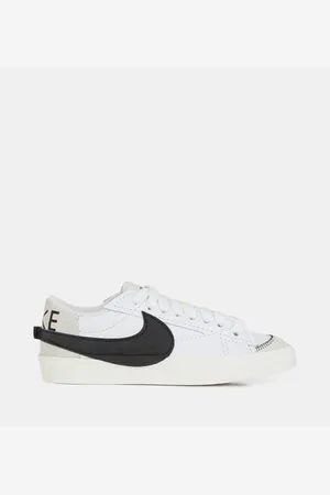 Nike Baskets basses Blazer Low 