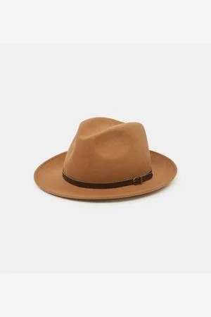 Galeries Lafayette Fedora Uriel laine