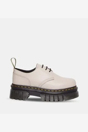 Dr. Martens Derbies Audrick à semelle crantée