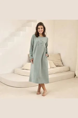 BLANCHEPORTE Chemise De Nuit Manches Longues En Micro Polaire`