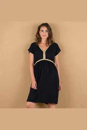 Lora Zellini Robe Courte Col V, Détails Tressés Dorés, Crépon
