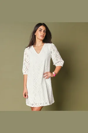 Lora Zellini Robe Broderie Anglaise Manches 3/4