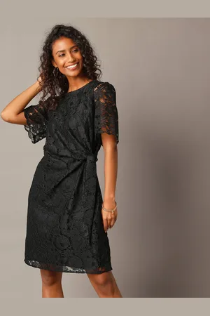 Lora Zellini Robe Drapée Dentelle, Manches Papillon