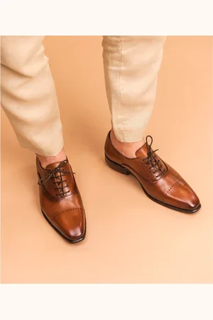BOCAGE CHAUSSURE DE VILLE LASZLO