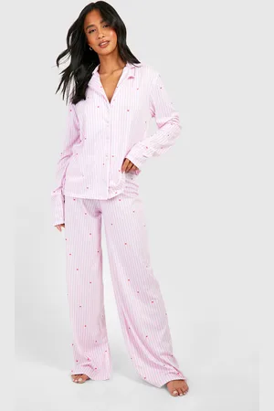 Boohoo "Petite",Ensemble De Pyjama À Rayures Fines Et Motif Cœur