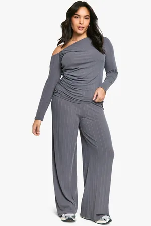 Boohoo Grande Taille,Ensemble Côtelé Avec Top Asymétrique Froncé
