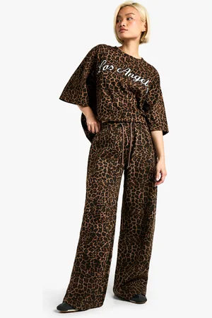 Boohoo Jogging Droit À Imprimé Léopard